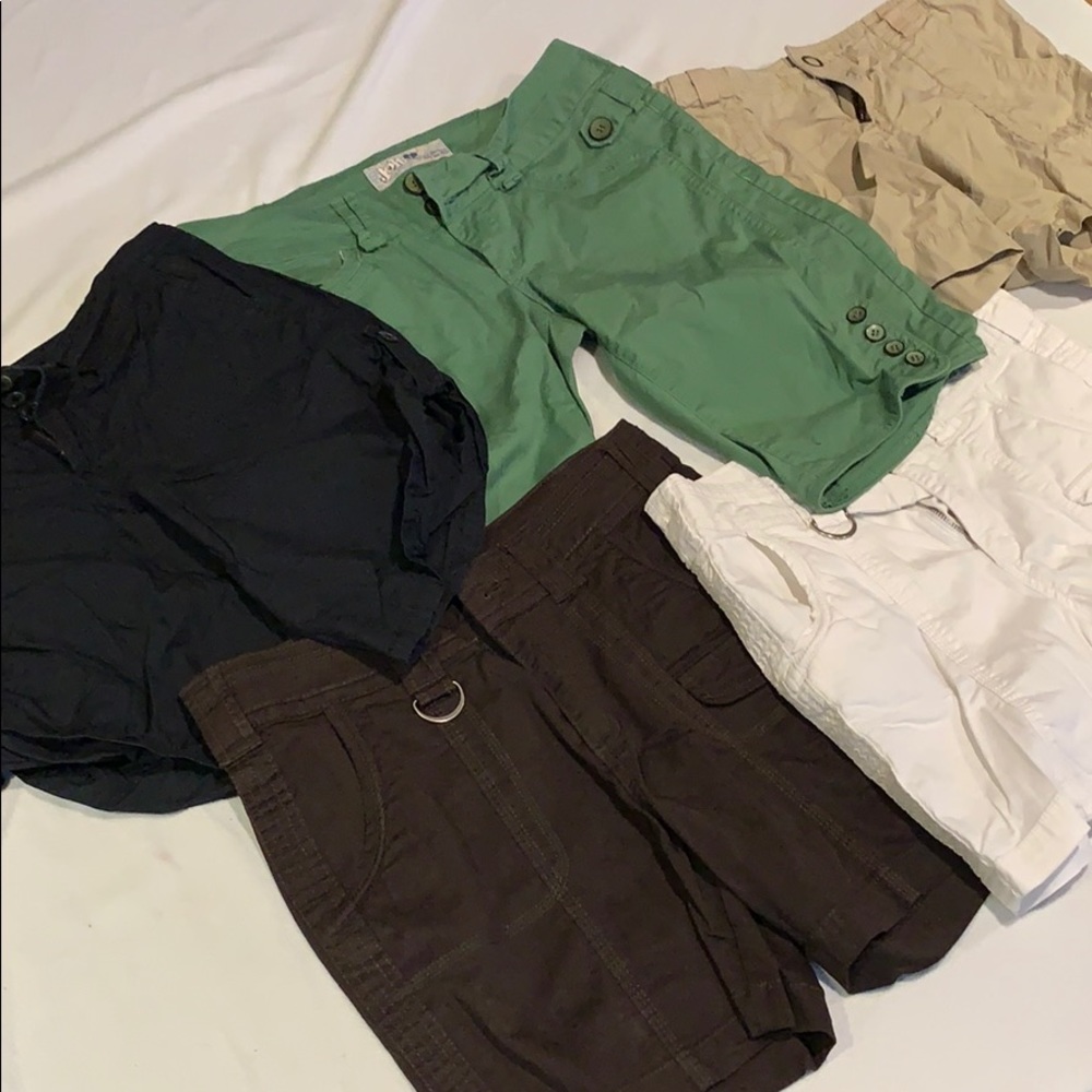 Lot of 5 (Five) Women’s shorts Limited, Gap, etc - Picture 1 of 8